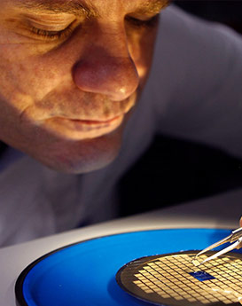 艾德琳·亚历桑德拉-广州泰格豪雅售后服务中心